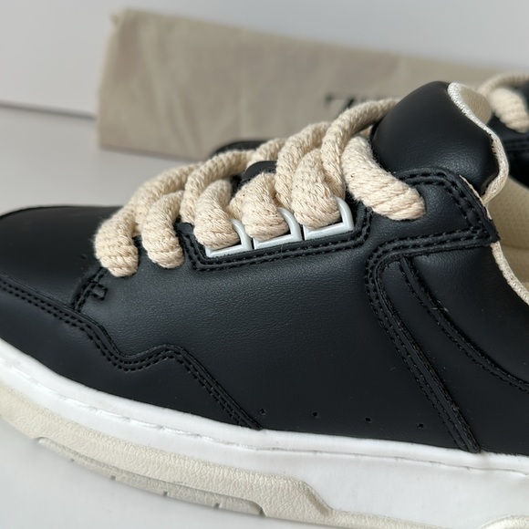 Zara Men’s Chunky Black Sneakers with Cream Laces - Picture 6 of 17